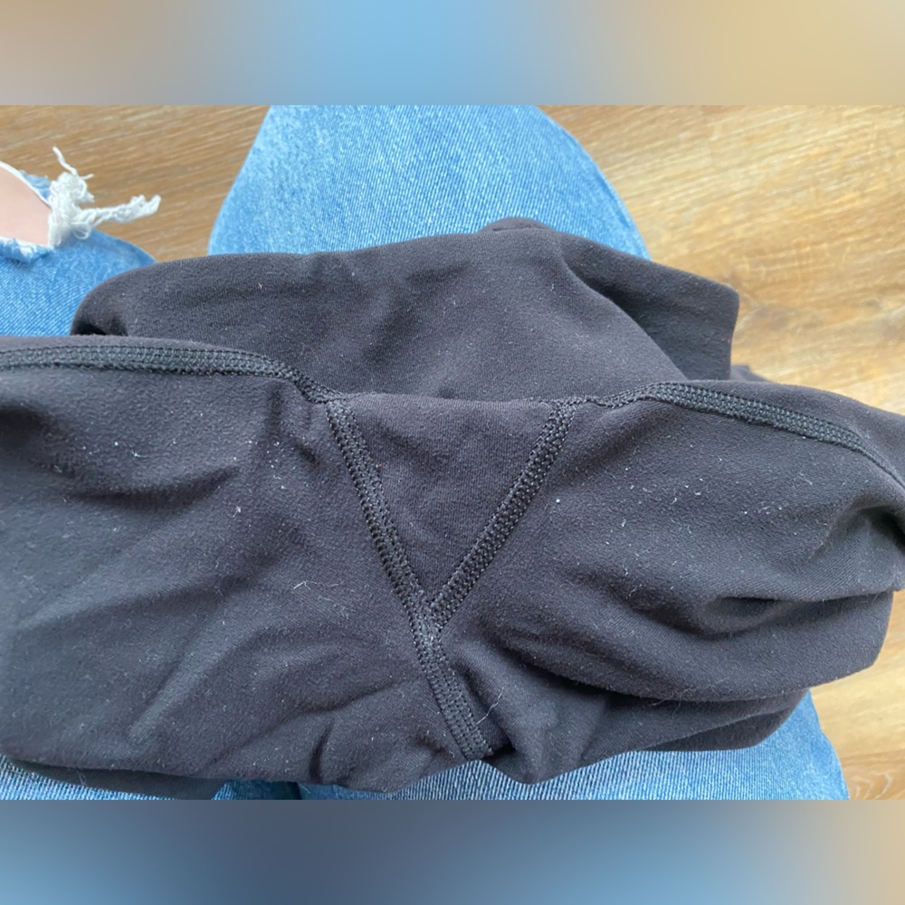 Lululemon Wunder Under Leggings - Picture 5 of 6